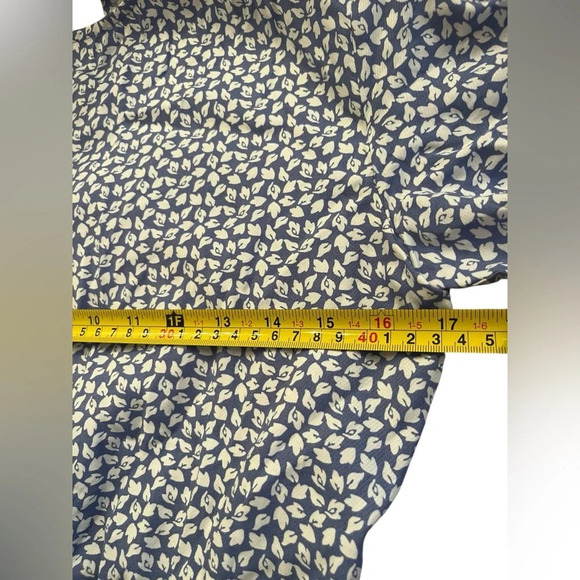 & OTHER STORIES Knot Detail Mini Dress Blue Small Leave Print Sz 2 - Picture 11 of 12